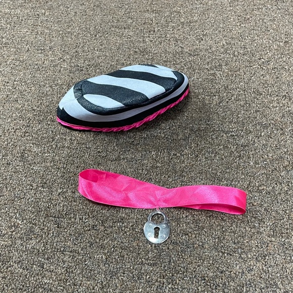 Convicted Cutie Costume - Picture 4 of 6